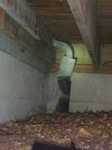 a home inspection of a downspout revealed leakage on this Illahe home inspection 